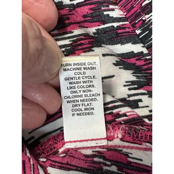 Catos Women’s Size M 1/4 Button Up Sleeveless Blouse Flowy Lightweight - Picture 10 of 10